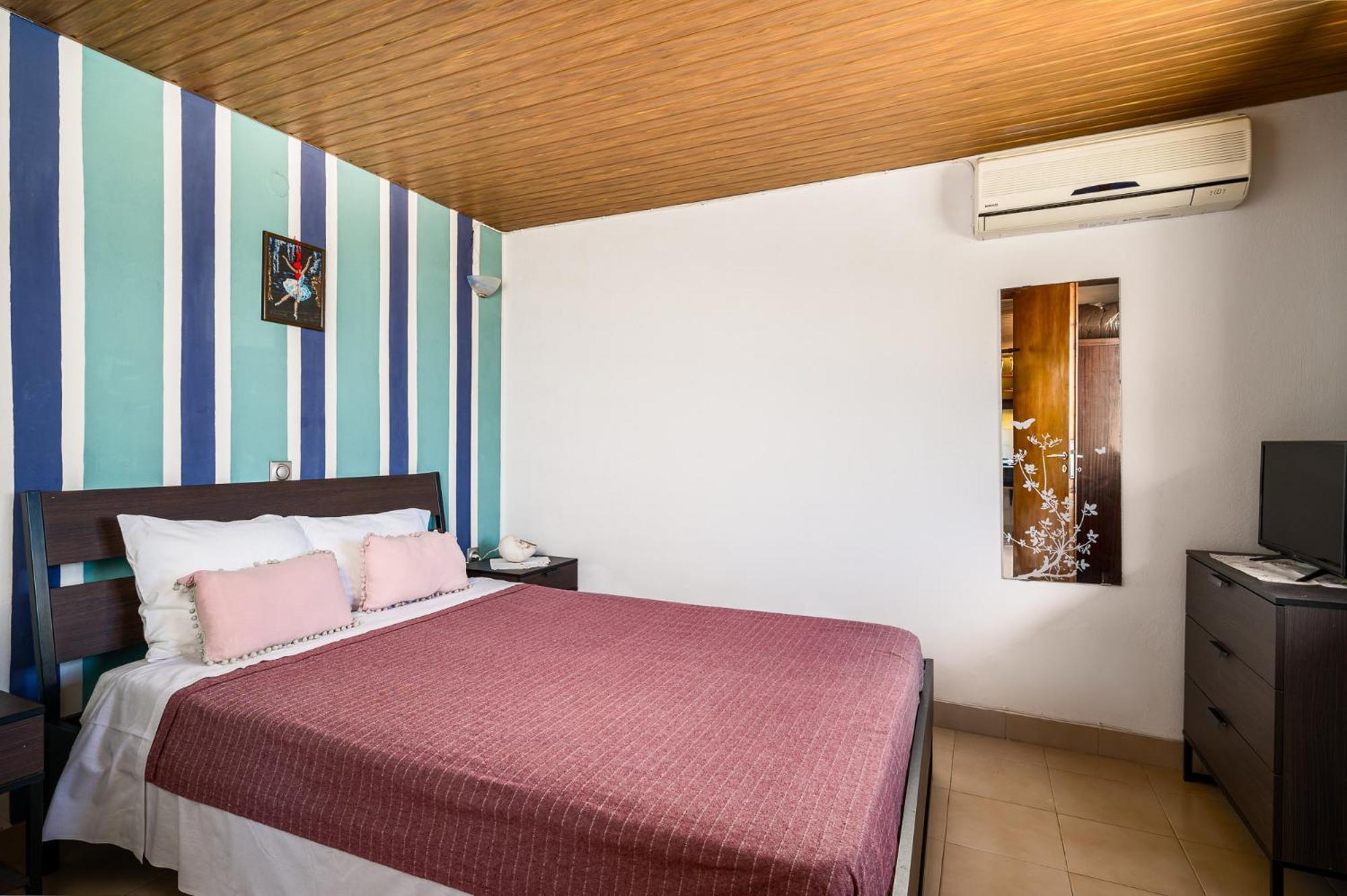 Agaloula Centrally Located Apartments, Lakka Buitenkant foto